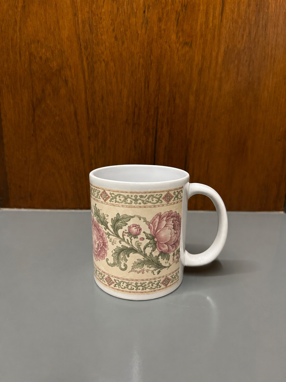 Vintage Bloom Mug 🌸
