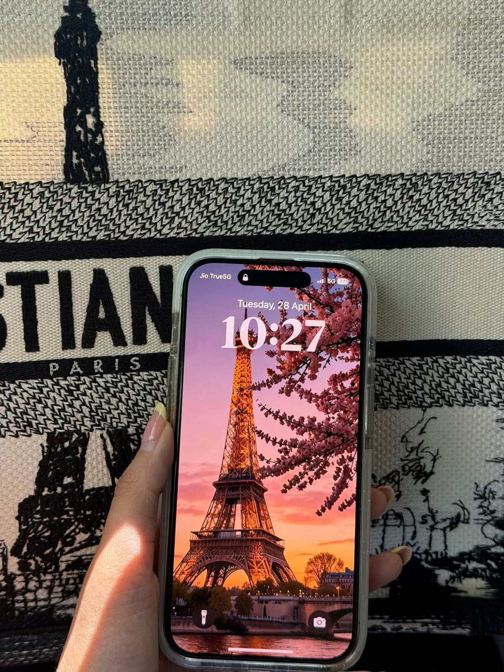 Travel Aesthetic Wallpaper Pack🧳