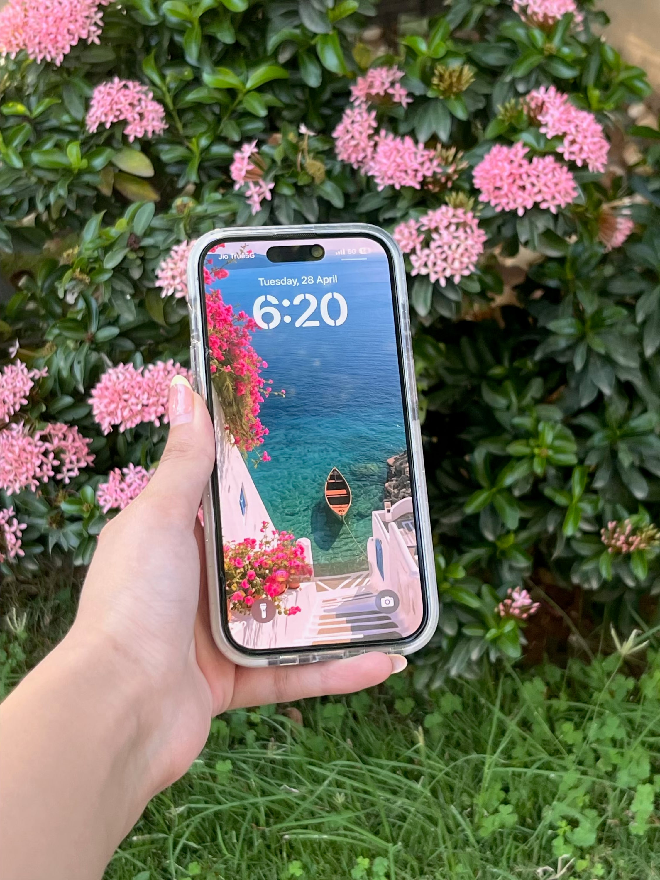 Travel Aesthetic Wallpaper Pack🧳